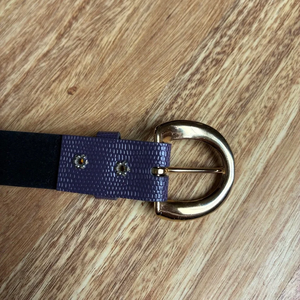 Vintage Purple Lizard Embossed Belt Size 8 Gold Horseshoe Buckle Textured